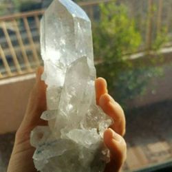 NEW  1.4 Lbs/ 570 grams grams Natural Clear Quartz Cluster Mineral Crystal 
