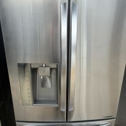 REFRIGERATOR LG 36” Counter Depth 