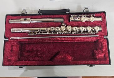 Yamaha Student Flute (Silver-Plated) with Case