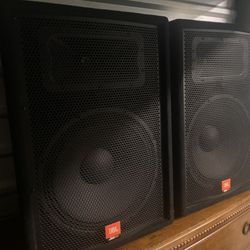 JBL JRX100 Speakers With QSC GX3 Power Amplifier