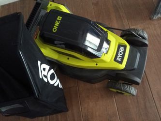 RYOBI One 18v lawnmower w/charger