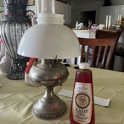 1940S Hurricane Oil Lamp