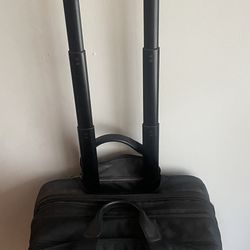 Tumi 2 Wheel Expandable Carry Case Bag Briefcase Ballistic Nylon - Feel Free to Ask Questions