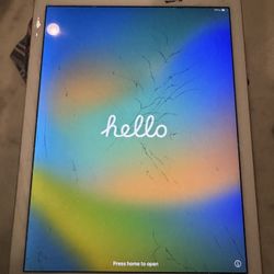 iPad Pro 9.7 32GB cracked