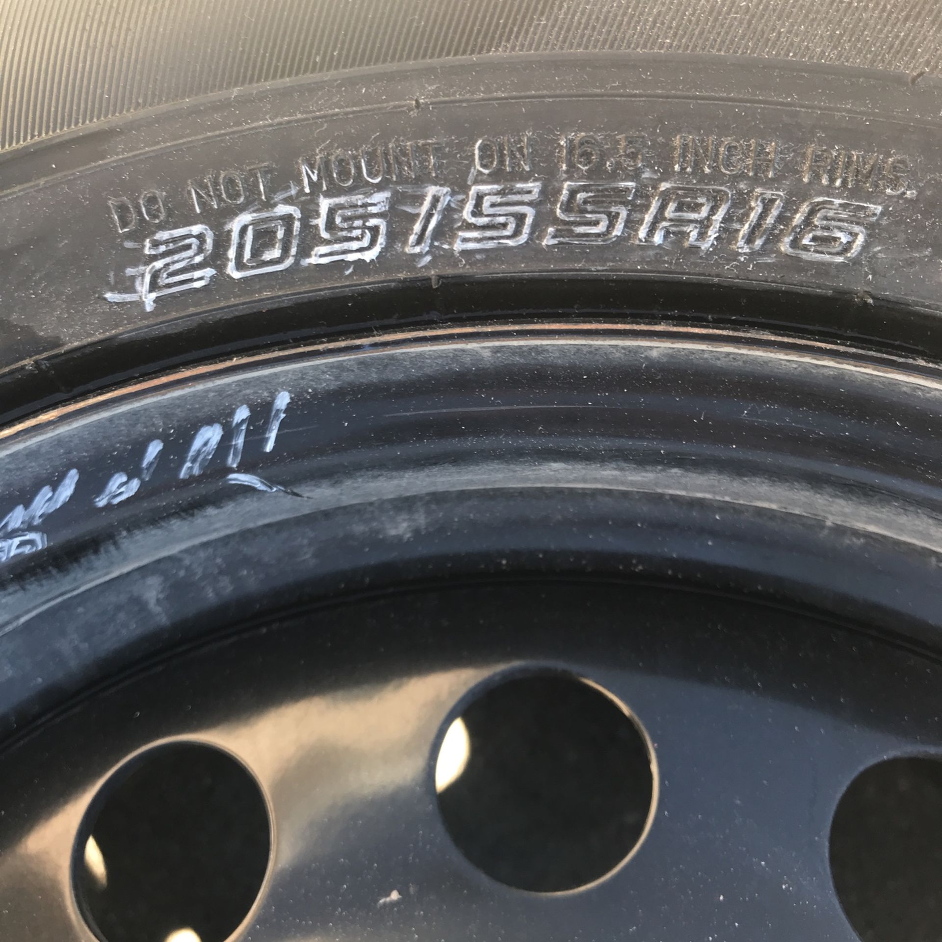 Rines con Llantas Para Nissan Sentra 2015