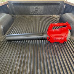 NEW CRAFTSMAN V20  380-CFM Cordless Battery Handheld Leaf Blower *Tool Only*