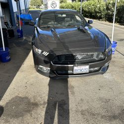 2017 Ford Mustang GT