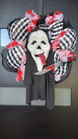 Scary Movie Horror Deco Mesh Door Wreath