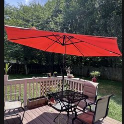 PATIO UMBRELLA 