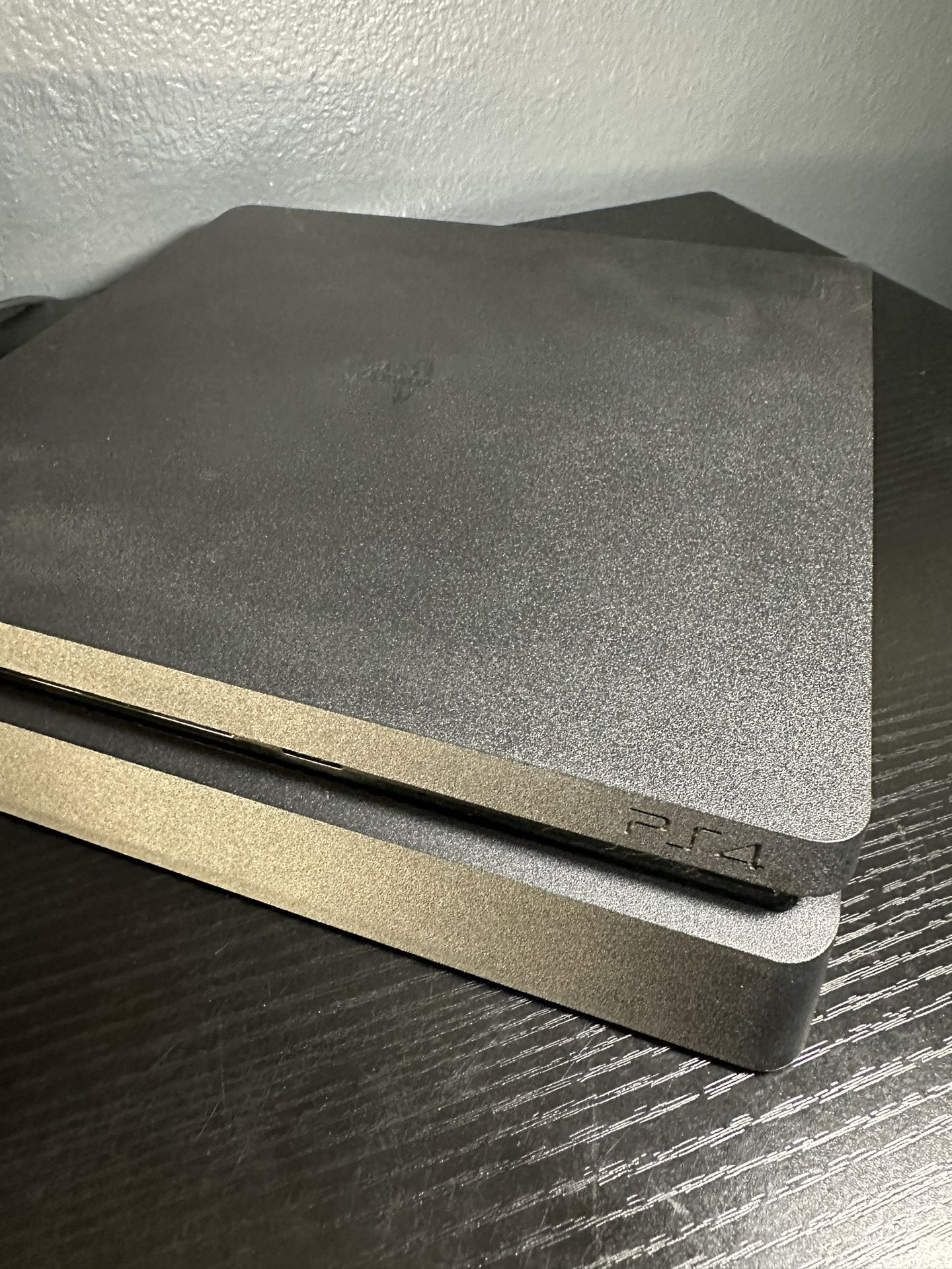 PS4 Slim