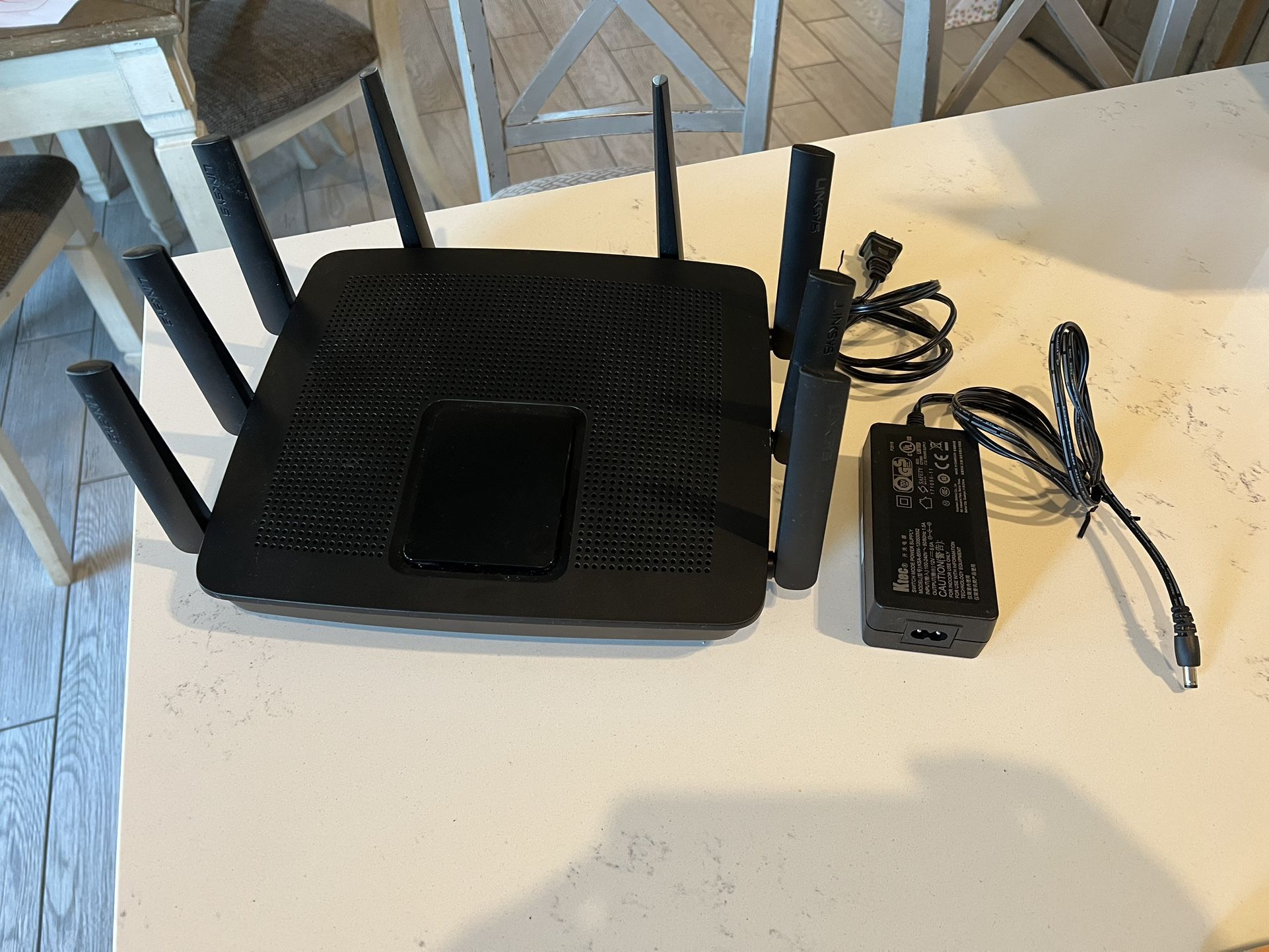 Linksys EA9500 V2 Router