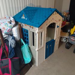 Little Tikes Kids Playhouse