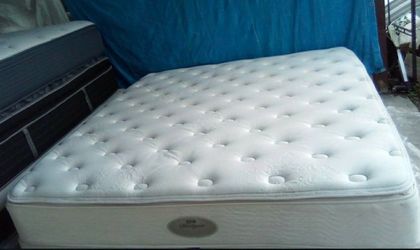 King Size Mattress (Colchón King Size)