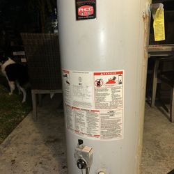Water Heater (FOR PARTS ONLY) 