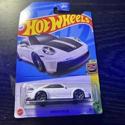 Hot Wheels PORSCHE 911 GT3