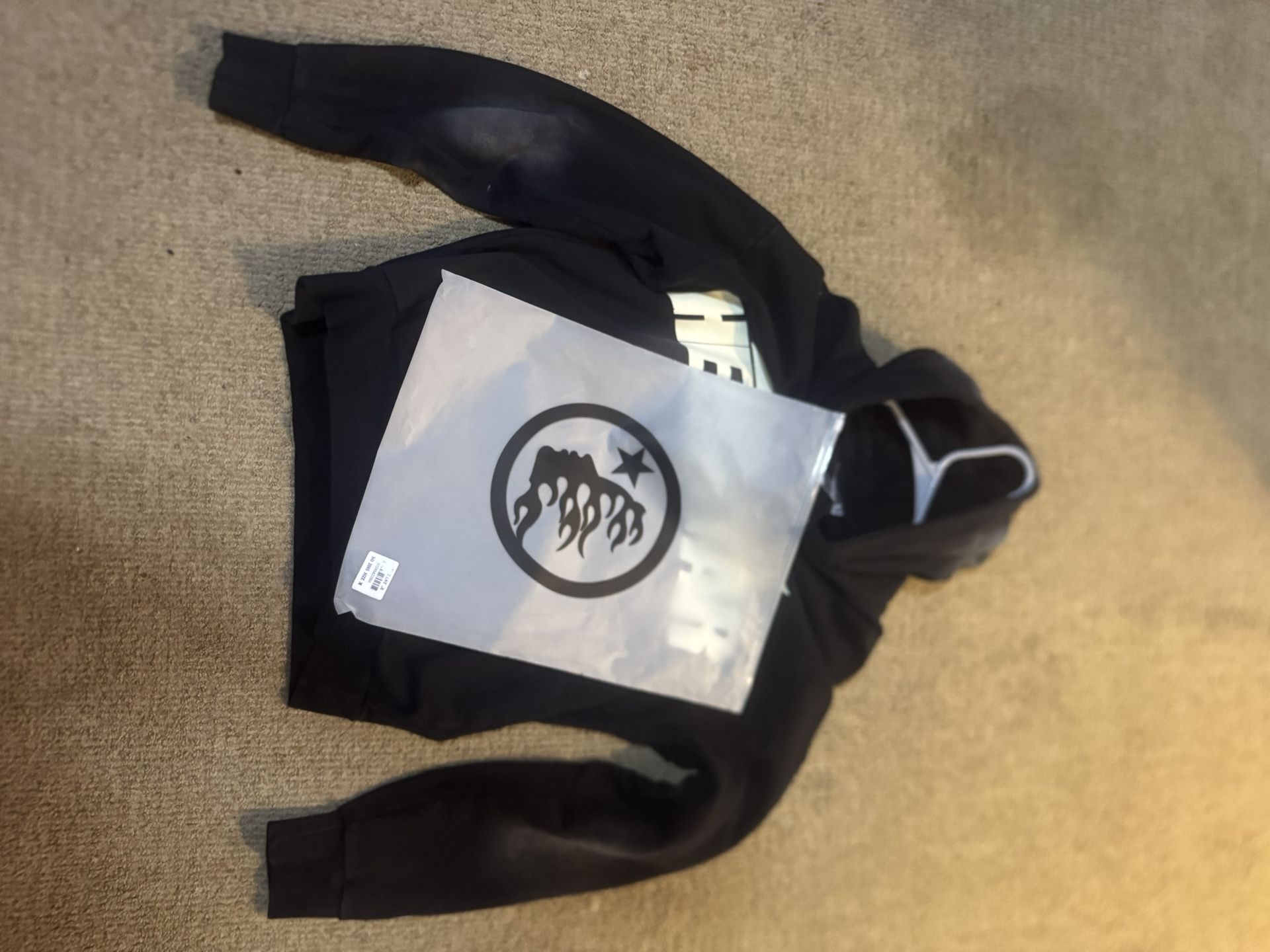 black hellstar hoodie