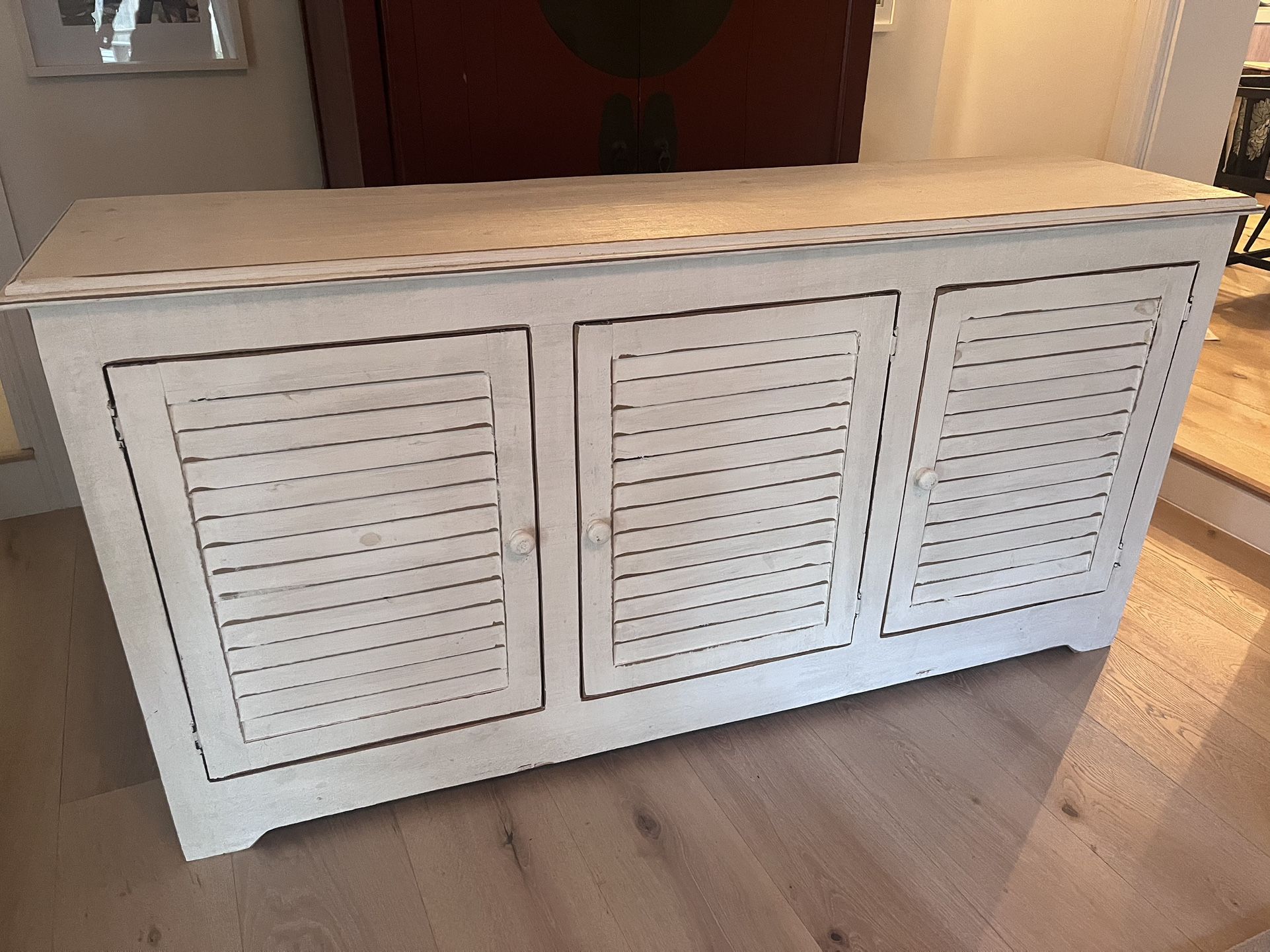 Real Hardwood Coastal Cabinet