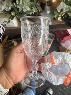 Clear vintage Embossed Glass Goblet 48pcs