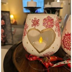 Handmade candle Holder with ❤️ Window