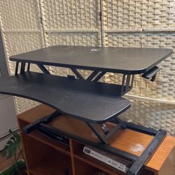 Height Adjustable Sit to stand riser