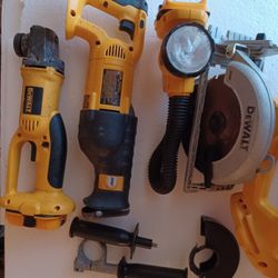 DEWALT 18V    NO POWER CHARGER