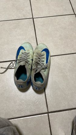Nike Soccer Cleats White and Blue
