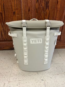 Yeti Hopper M20 ice chest