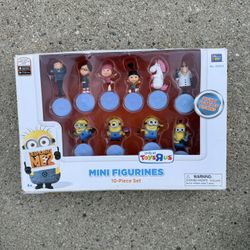Despicable Me 2 Mini Figurines 10-Piece Set (Only at Toys-R-Us)