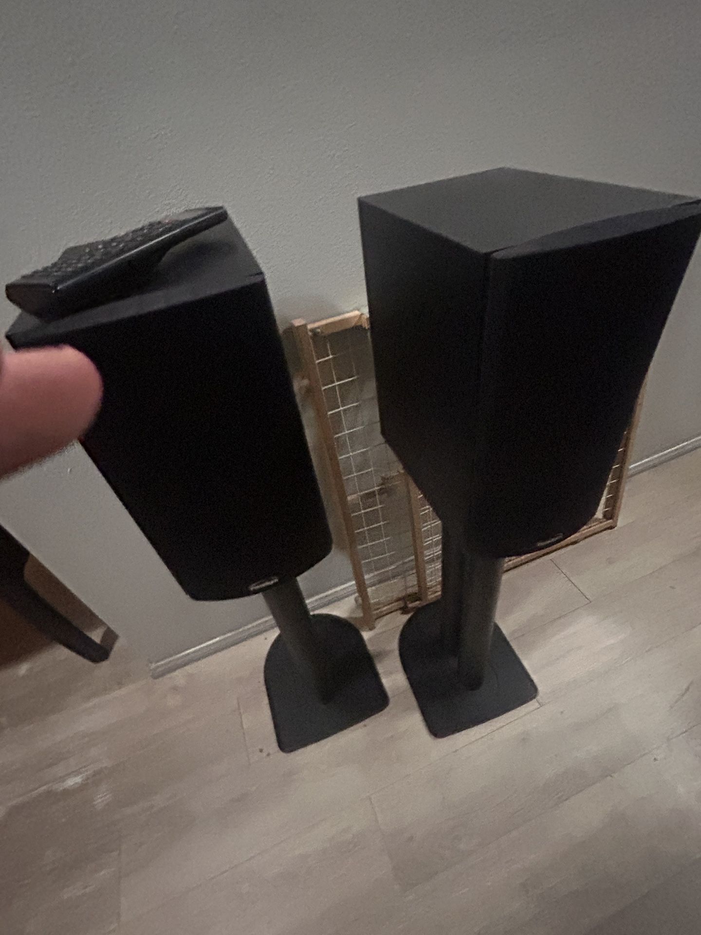 surround sound system 