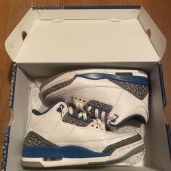Air Jordan Threes Size 8, In Men