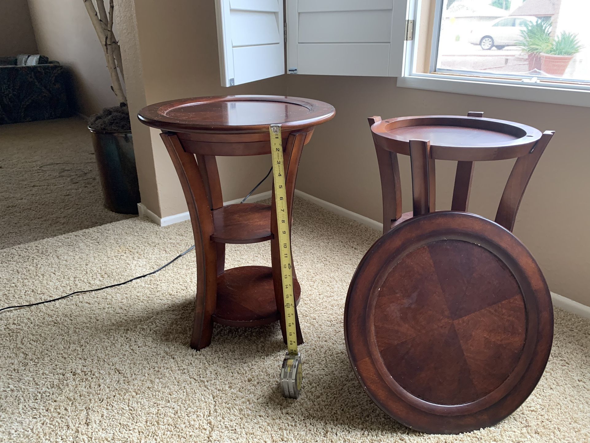 2 Cute Wooden End Tables.
