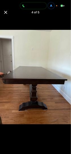 Dining Table with Teo Extensions