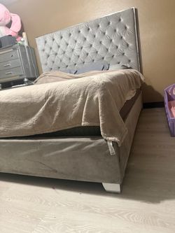 King bed frame