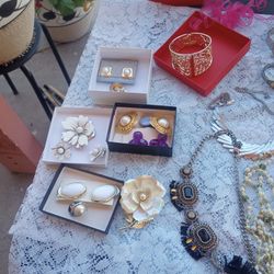 Earrings Necklaces Watches Bracelets 