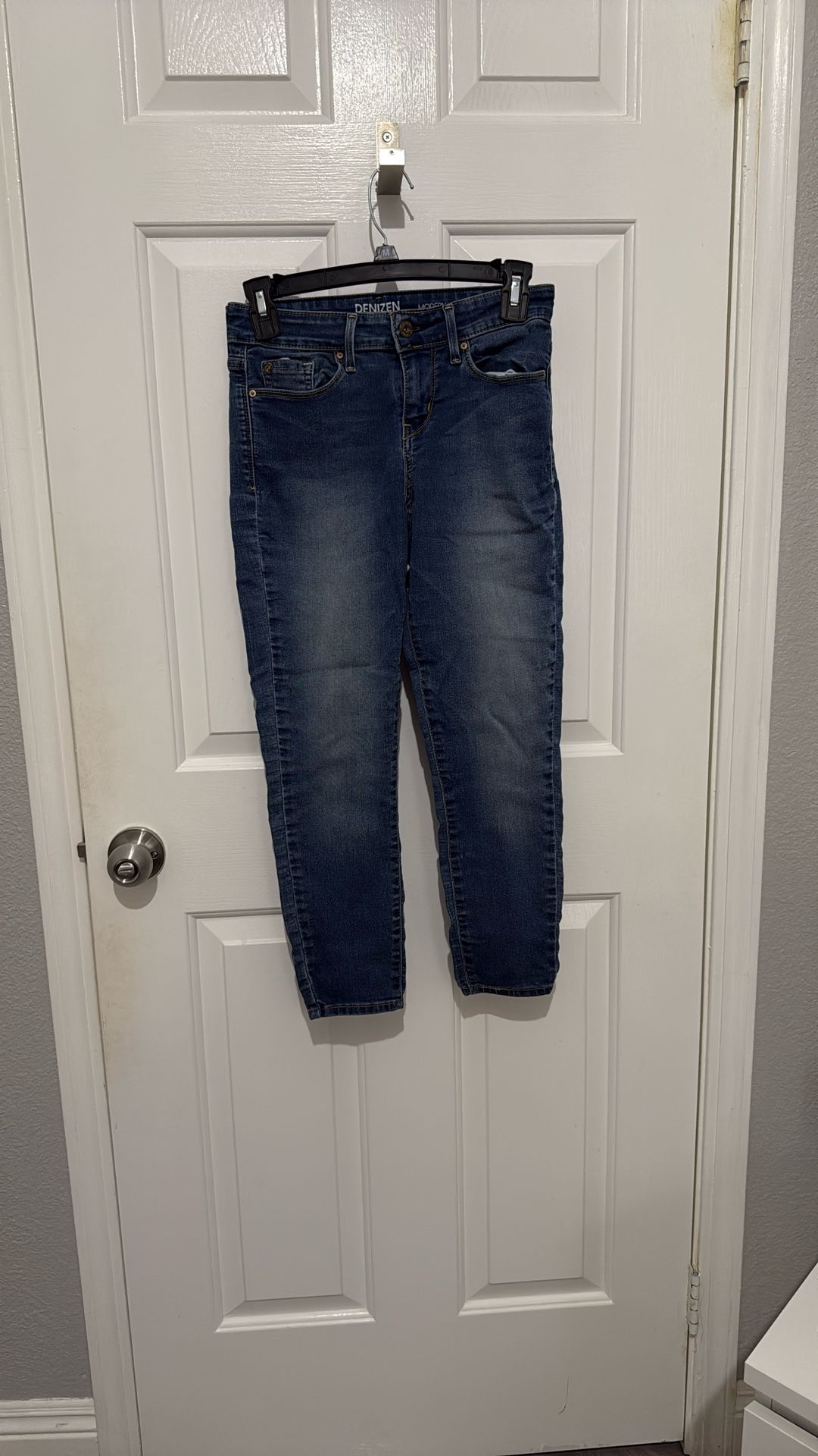 Levi’s Modern Ankle Skinny Size 2