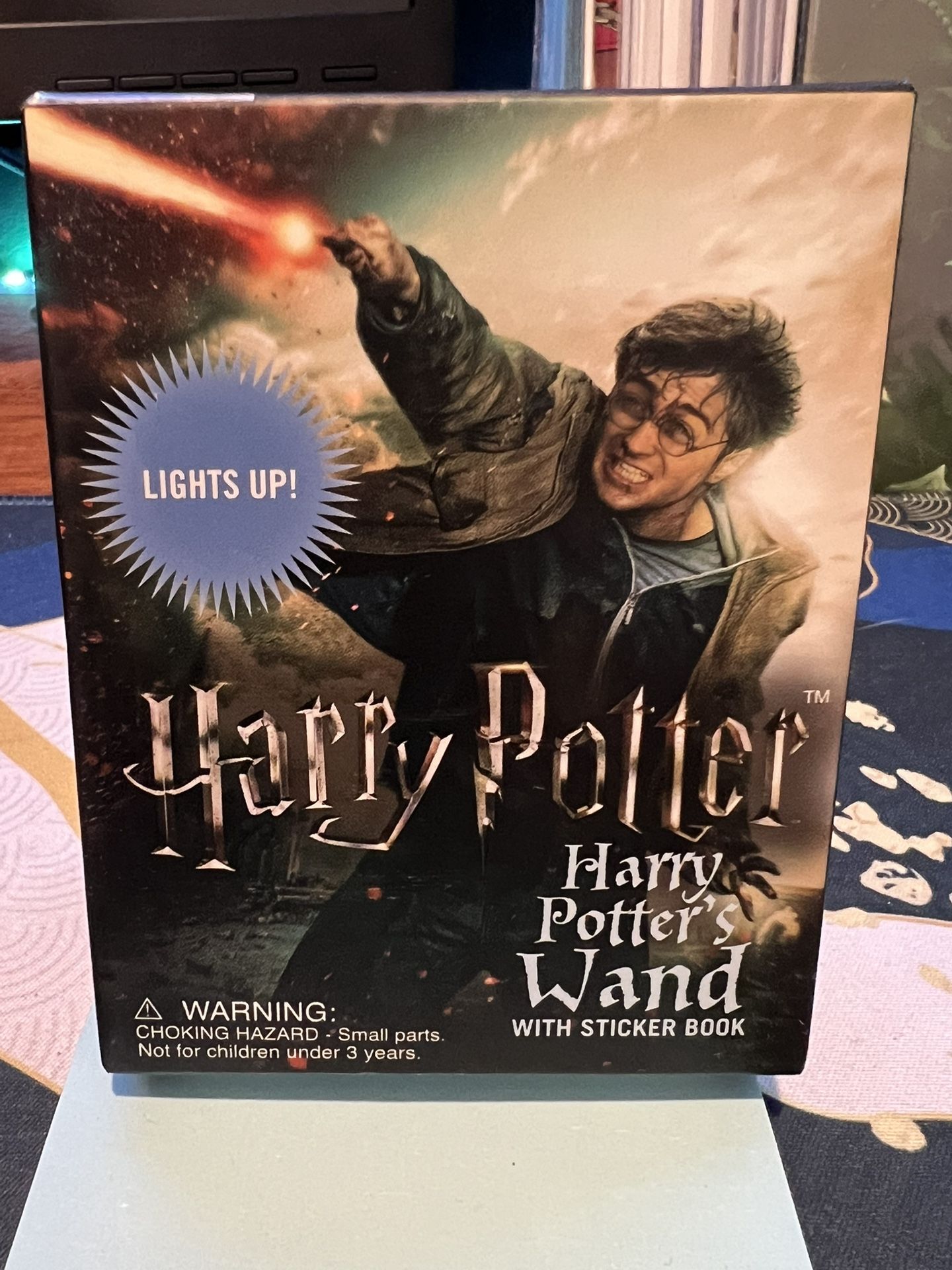 Harry Potter Wizard's Wand with Sticker Book: Lights Up! (RP Minis)