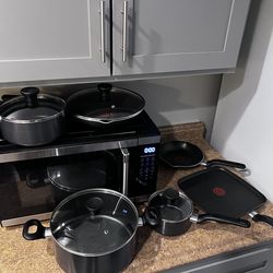 Tefal Nonstick Cookware Set – Pots, Pans, and Griddle, Complete 8-Piece Set