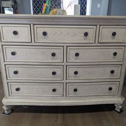 Ashley Millennium Dresser B693-31