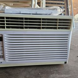 LG Window Air Conditioner