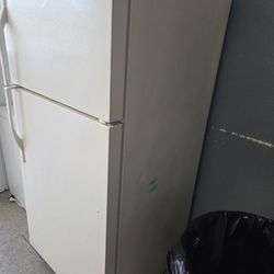 Electrolux Refrigerator And Freezer