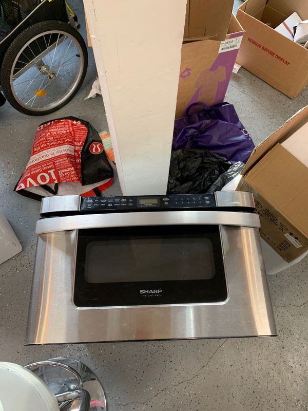 Builtin microwave pullout drawer 24” sharp for Sale in Federal Way