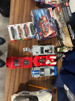 Lego car lot