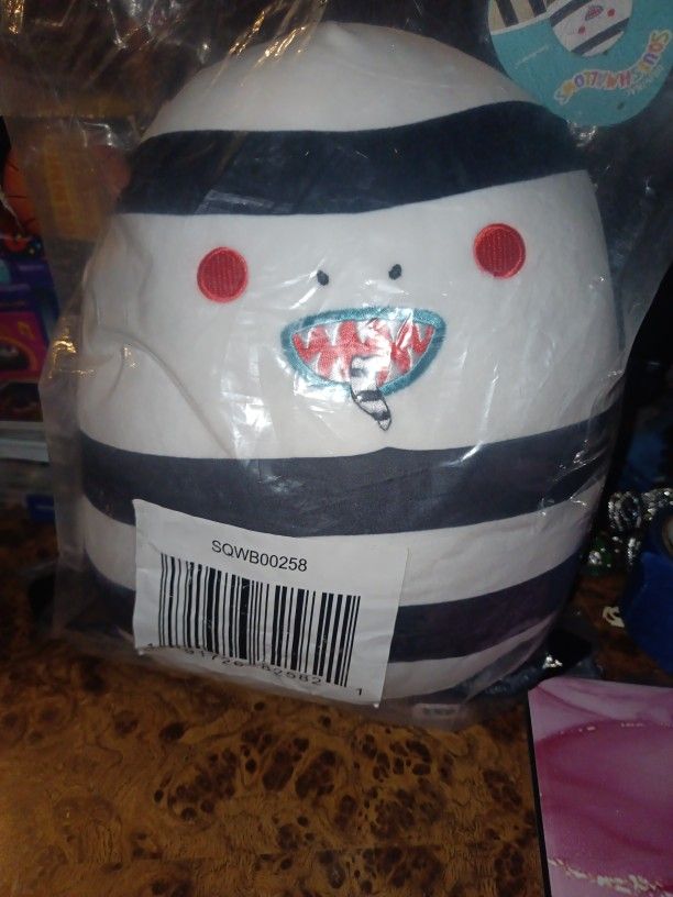 Squishmallows Beetlejuice Beetlejuice Sandworm