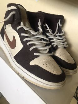 Nike Brown Basalt 