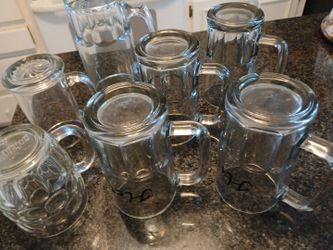 7 Glass Cups With Handle 