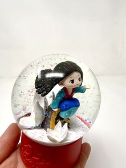 Mulan snowglobe