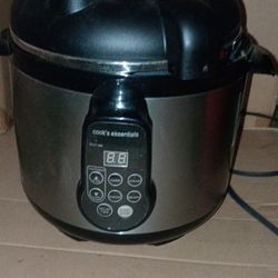 Pressure Cooker (Brand New)