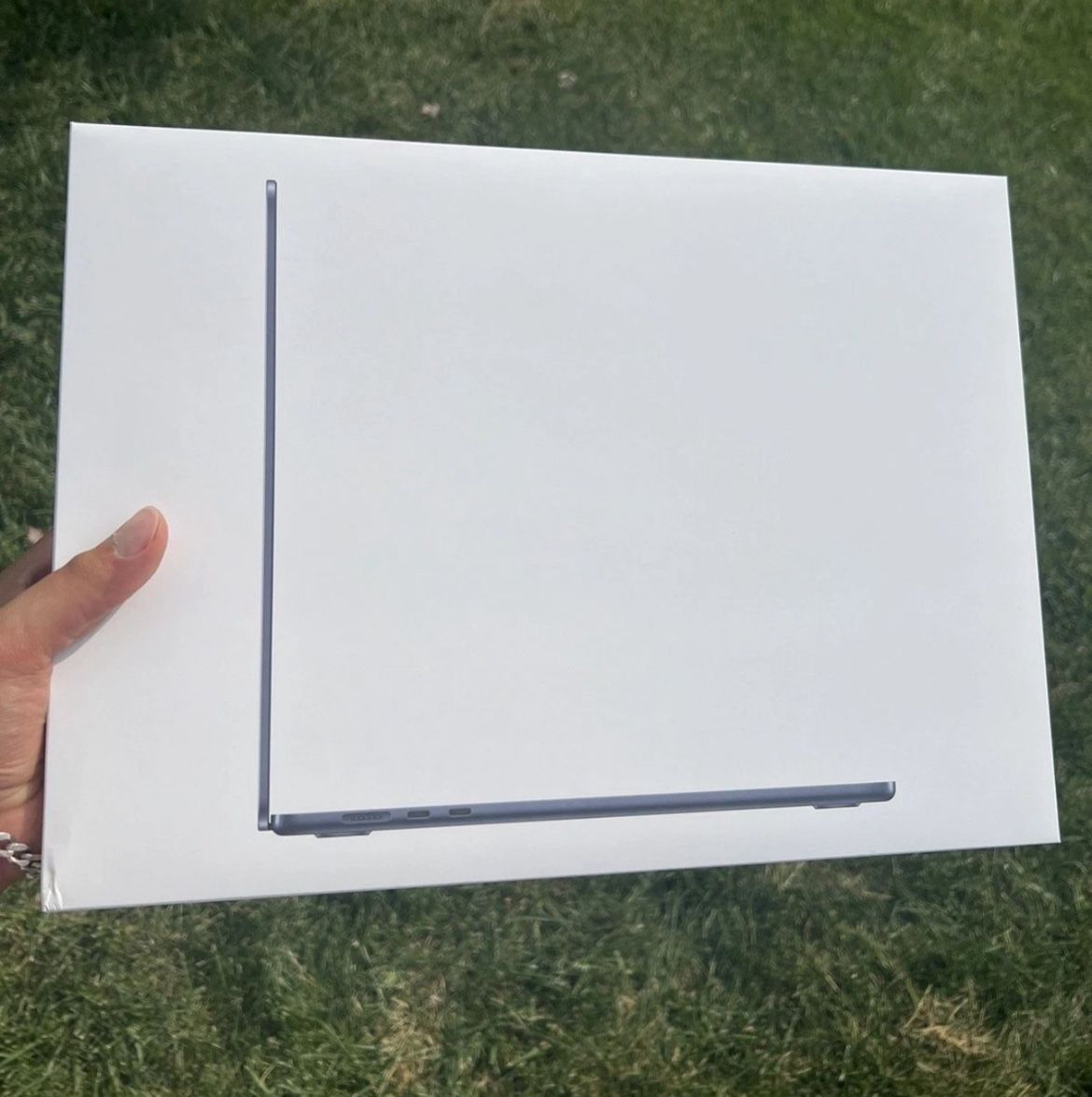 15” Apple MacBook Air laptop m4 chip 16gb 256gb