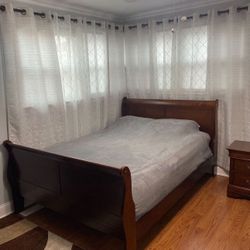 Queen Bed