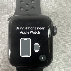 Apple Watch Se 40 Watch 5.  ##4334